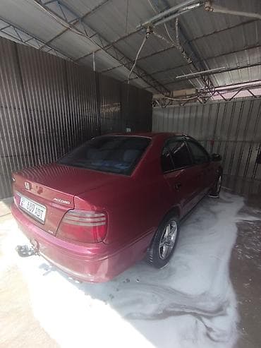 Продажа авто: Honda Accord: 1999 г., 1.6 л, Механика, Бензин, Седан — 4