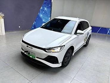 электро мобил авто: BYD E2: 2023 г. — 1