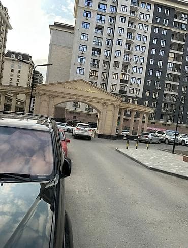 флоренция: Магазин, В жилом доме, 115 м² Не действующий, Без оборудования, С ремонтом, 1 линия — 1