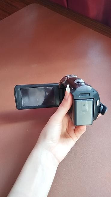 Техника и электроника: Panasonic HC-V700 - видеокамера в идеальном состоянии Продаю — 4