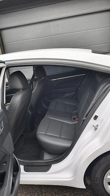 rav 4 2018: Hyundai Avante: 2019 г., 1.6 л, Автомат, Газ, Седан — 7