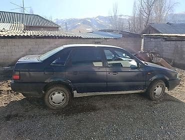 с4 2 6: Volkswagen Passat: 1988 г., Седан — 3