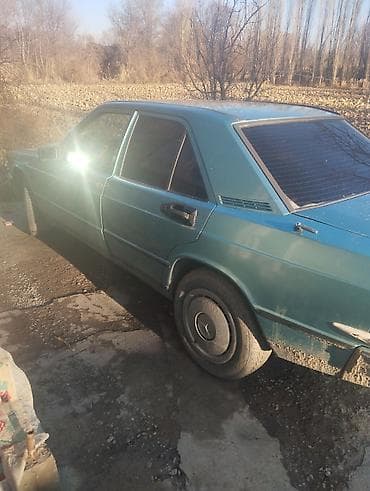 124 ешка: Mercedes-Benz 190: 1986 г., 2 л, Механика, Бензин, Седан — 5