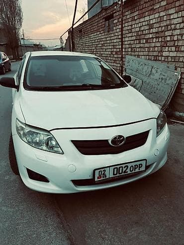bmw e93: Toyota Corolla: 2008 г., Седан — 5