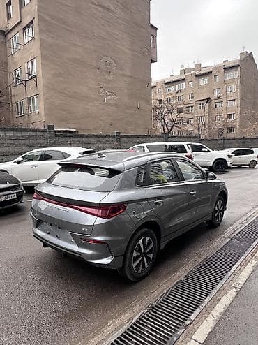 mitsubishi eclipse: BYD E2: 2025 г., Электромобиль — 4