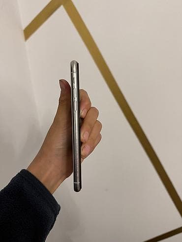 apple: IPhone Xs, Б/у, 256 ГБ, Серебристый, Чехол, 92 % — 3