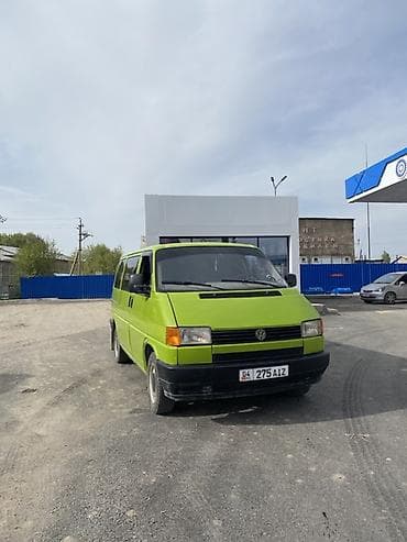 Volkswagen Transporter: 1993 г., 2.4 л, Механика, Бензин, Бус