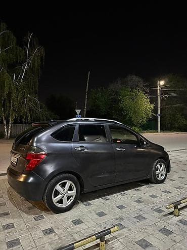 Продажа авто: Honda FR-V: 2006 г., 0.2 л, Седан — 1