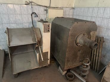 оборудование для холодильной камеры: -ИСПАРИТЕЛИ: по 2метра За 1шт 15000 сом. -МЯСОРУБКА: маленькая М632 — 7