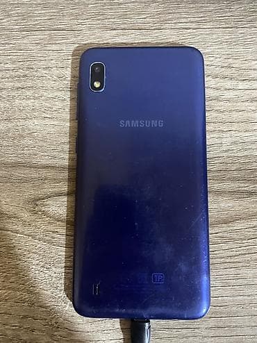 pixel 2 xl: Samsung Galaxy A10, Б/у, 32 ГБ, цвет - Синий — 1