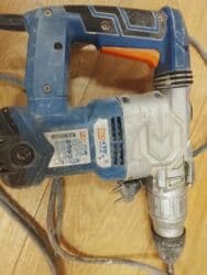 перфоратор продаю: Продам перфоратор оригинал 7500 хороший состояние все функция работает — 1