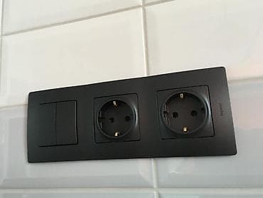 Электрики: Электрик | Демонтаж электроприборов, Монтаж выключателей, Монтаж электрощитов Больше 6 лет опыта — 6