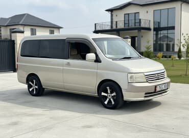 тойота новах: Honda Stepwgn: 2003 г., 2 л, Автомат, Бензиновая, Минивэн — 2