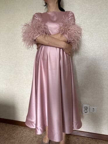 прокат карнавальных костюмов в бишкеке бишкек: Вечернее платье, Длинная модель, С рукавами, Перья, L — 2