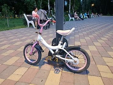 Велосипеддер: Балдар үчүн велосипед, 2 дөңгөлөктүү, 3 - 4 жаш, Кыз үчүн, Колдонулган — 2