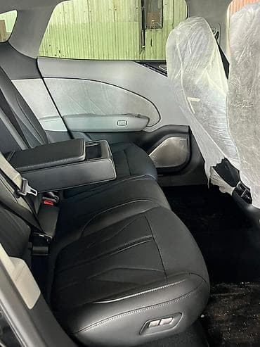 водный электроскутер: Zeekr 007: | 2024 г. Седан — 4