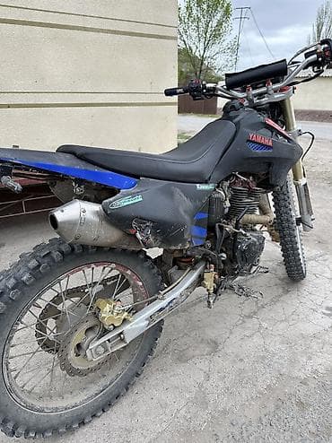 шлем велосипеда: На ходу сел поехал тяга бодрая 300 куб Yamaha все работает фары Bi Led — 4