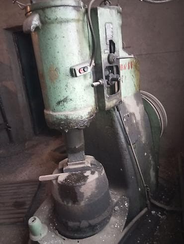 Аппараты для стирки ковров: Кузнечный участок с оборудованием для горячей ковки. Состав: - — 3