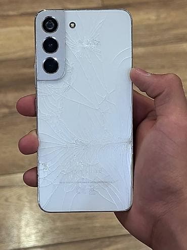ми 15 про: Samsung Galaxy S22, Б/у, 128 ГБ, цвет - Белый, 2 SIM — 1