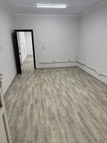 Аренда офисов, 54 м², В жилом комплексе, 1 линия