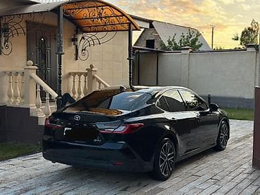 camry gibrid: Toyota Camry: 2025 г., Гибрид, Седан — 3