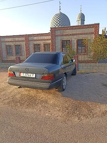 суппорт 124: Mercedes-Benz W124: 1988 г., 3 л, Механика, Дизель, Седан — 3