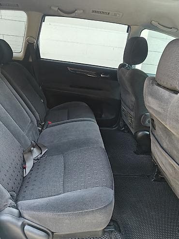 windom 2003: Toyota Ipsum: 2004 г., 2.4 л, Автомат, Газ, Минивэн — 7
