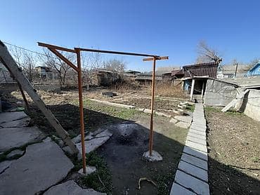 село лениския: Дом с участком и большим навесом для авто. - Кирпичный жилой дом с — 3