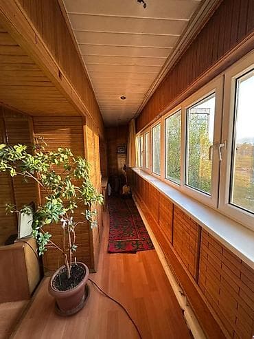 Квартиры: 3 комнаты, 105 м², Индивидуалка, 4 этаж, Старый ремонт — 1