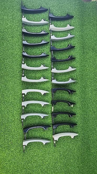 е61: Ручки дверные наружнии Е60 Е61 Год 2006 В отличном состоянии, очень — 2