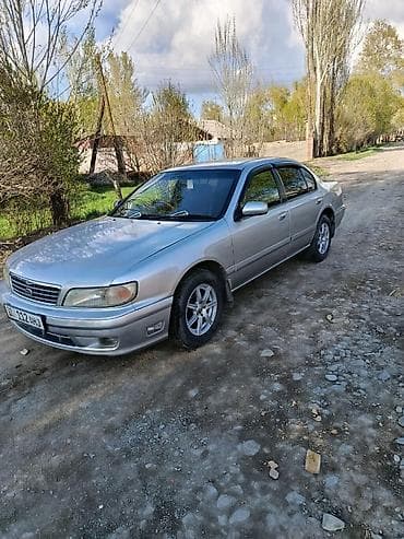 leksus 570: Седан серебристого цвета, 4 двери, правый руль. Кузов классической — 6