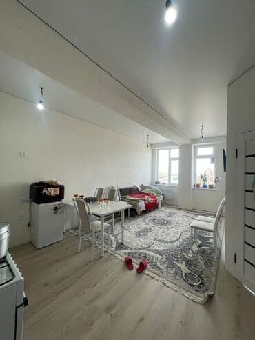 1 комната, 41 м², Элитка, 3 этаж, Евроремонт at lalafo.kg 1 комната, 41 м², Элитка, 3 этаж, Евроремонт