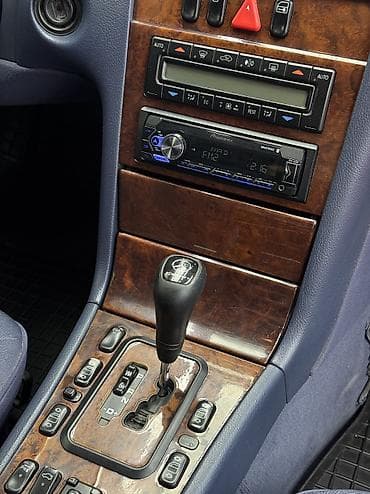 Продажа авто: Mercedes-Benz E-Class: 2000 г., 2.4 л, Автомат, Бензин, Седан — 4