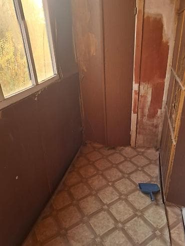 Коммерческая недвижимость: 1 комната, 35 м², Индивидуалка, 3 этаж, Старый ремонт — 9