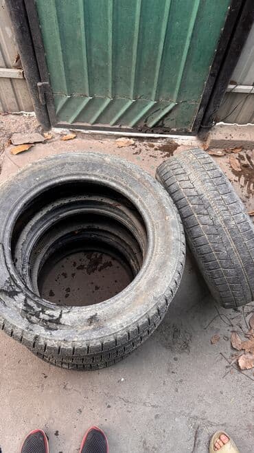 купить зимние шины на внедорожник: Шины 215 / R 17, Зима, Комплект — 1