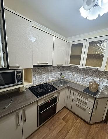 variant kg: 3 комнаты, 58 м², 104 серия, 2 этаж, Евроремонт — 9