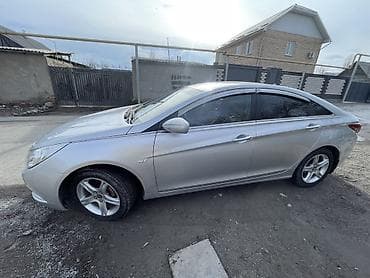 infinity fx35: Hyundai Sonata: 2010 г., 2 л, Автомат, Бензин, Седан — 4