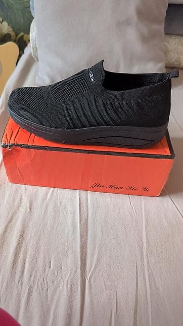 кроссовки кеды: Мужские кроссовки, 39, Новый, цвет - Черный — 2