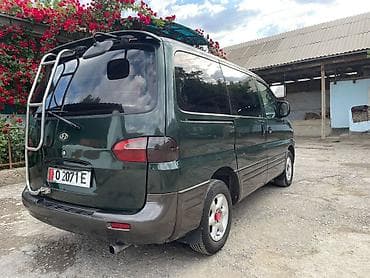 хонда степвагон 1: Hyundai H-1: 1999 г., 2.5 л, Кол менен иштөөчү, Дизель, Вэн/Минивэн — 9