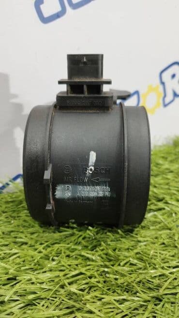 e35: Mercedes-Benz W212 E350 v-3.5 2010 год, датчик массового расхода — 1