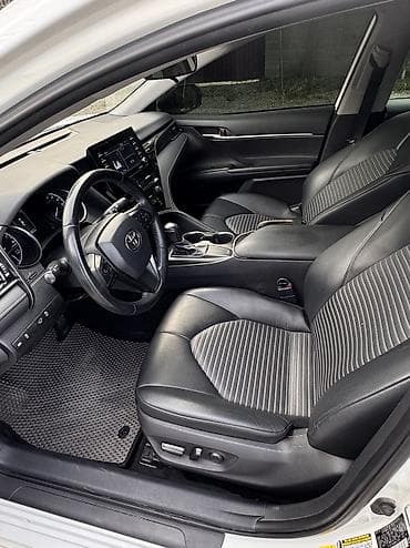 18000: Toyota Camry: 2021 г., 2.5 л, Автомат, Бензин, Седан — 10
