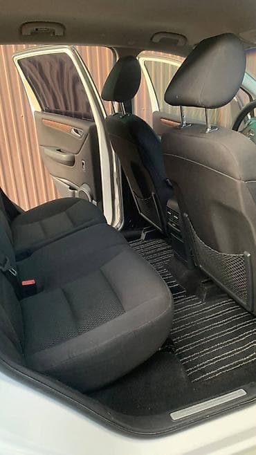 audi a1: Mercedes-Benz A-class: 2005 г., 2 л, Автомат, Бензин, Хэтчбэк — 8