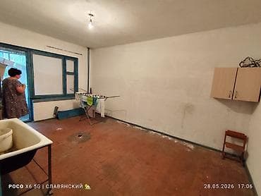 гостиница центр бишкек: 1 комната, 15 м², 1 этаж — 9