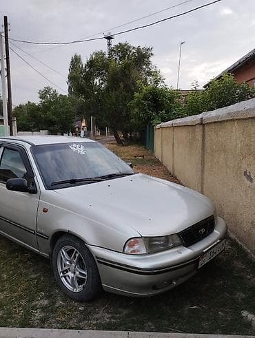 Daewoo Nexia: 2005 г., Седан — 4