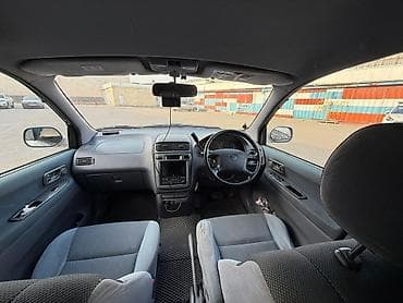 bme e34: Toyota Ipsum: 2000 г., 2 л, Автомат, Бензин, Универсал — 7