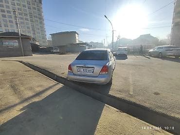 Hyundai Lantra: 2002 г., 1.8 л, Автомат, Бензин, Седан at lalafo.kg Hyundai Lantra: 2002 г., 1.8 л, Автомат, Бензин, Седан