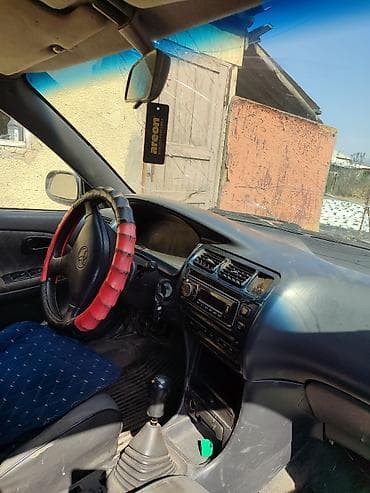 2 4 gdi: Toyota Corolla: 1995 г., 1.3 л — 7