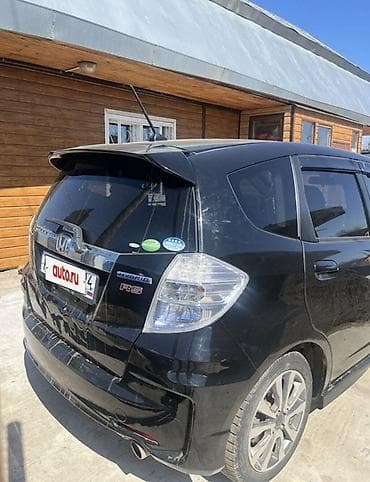 фит двигателя: Honda Fit: 2012 г., Вариатор, Гибрид, Хэтчбэк — 6