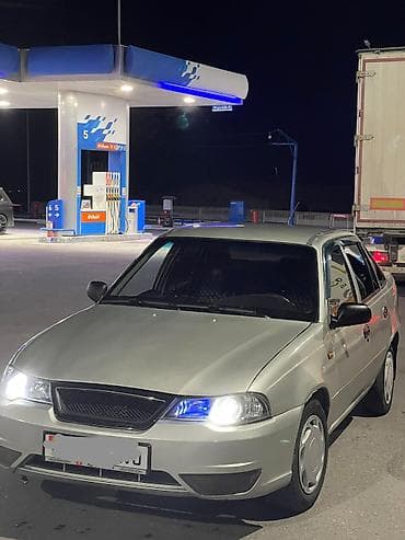 нек: Daewoo Nexia: 2008 г., 1.6 л, Механика, Бензин, Седан — 9