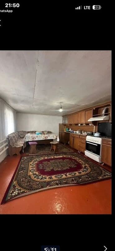 пишпек пол дом: 80 м², 4 комнаты, Парковка — 6